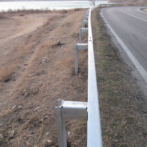 Barrière de sécurité routière GOST (unilatérale) avec console rigide KZH pour le marché <span class=keywords><strong>russe</strong></span> CIS Ouzbékistan, Kazakhstan, Kirghizistan - Product Image 3