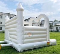 Châteaux gonflables d'occasion à vendre, grand château gonflable, château gonflable blanc