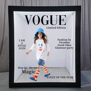 Boîte de photomaton écologique avec rotation automatique, support iPad, cadre métallique et tissu élastique pour 7 à 15 personnes - Product Image 3