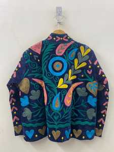 Chaqueta de Terciopelo Suzani Bordada a Mano, Estilo Boho Étnico, Abrigo Hecho a Mano, Regalo para Ella, Moda de Boutique de la India - Product Image 3
