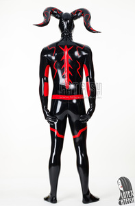 Disfraz <span class=keywords><strong>de</strong></span> <span class=keywords><strong>Látex</strong></span> Negro con Cuernos Inflables 'Cernunnos' y Pechos para Hombre, con Capucha y Guantes con Ribete Rojo - Product Image 2