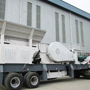 Planta de Trituración Portátil Completa en Oferta, Trituradora de Mandíbulas Móvil Tipo Neumático de 100-200t/H - Product Image 1