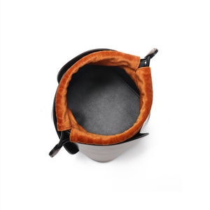 Mini Borsa a Secchiello da Donna di Design Ultima Novità alla Moda con Coulisse in Vera Pelle e Tracolla - Product Image 5