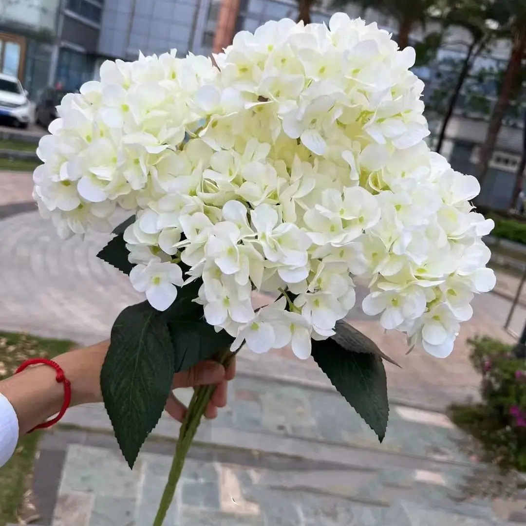 E144 fiori bianchi di ortensia di seta a 5 teste fiori di decorazione artificiale