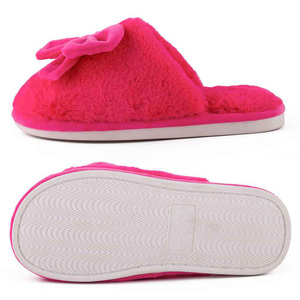 Chaussons en peluche moelleux, chaussons doux en fausse fourrure pour mariée, chaussures d'intérieur pour femmes - Product Image 6