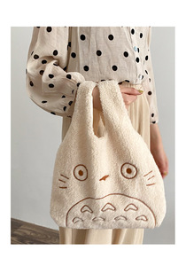 Otoño Invierno venta al por mayor 2024 INS Casual suave felpa <span class=keywords><strong>lana</strong></span> PANA lindo Totoro bordado bolso todo-fósforo caminar chaleco bolsa - Product Image 3