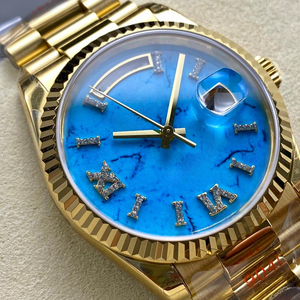 นาฬิกาข้อมือผู้ชาย วัสดุโลหะ แฟชั่นหรูหรา นาฬิกาอัตโนมัติสำหรับผู้ชาย หินอะเวนเจอรีนสีเขียว ทองเหลือง 36 มม. - Product Image 2