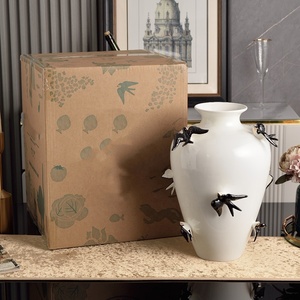 Pot de fleurs série Swallow, Art Déco, céramique, glaçure transparente, fait main, léger, arrangement floral créatif, vase, luxe léger - Product Image 1