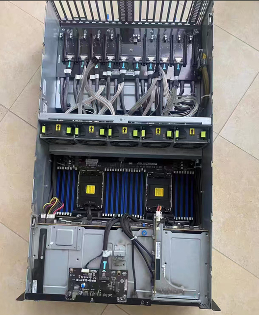 ESC8000A-E11-4PS22M2P3X8 4U Dual AMD 7003 Max2048GB GPU Server