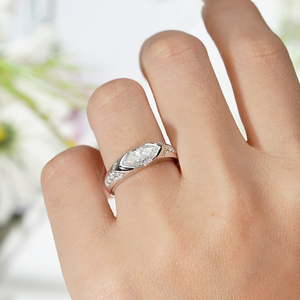 Bague pour femme en argent S925 avec pierre de moissanite taille marquise 5*10mm 1ct - Product Image 5