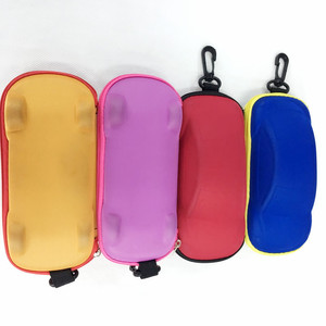 Étui à lunettes en EVA personnalisé en forme de voiture, rectangulaire, semi-rigide, pour lunettes de 3 à 5,9 pouces, avec fermeture éclair et crochet pour le rangement des lunettes de soleil - Product Image 5