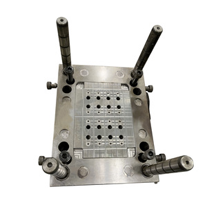Fabricante de moldes Modelo prototipo de procesamiento CNC Piezas automotrices Piezas de productos electrónicos Componentes mecánicos Fabricación de moldes de mecanizado - Product Image 4