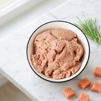 Aliment humide de qualité supérieure, texture douce et hydratante, riche en viande, sans céréales, écologique, directement de l'usine pour