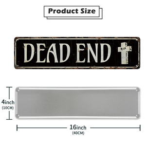 Décoration murale graphique effrayante <span class=keywords><strong>pour</strong></span> Halloween : long panneau métallique avec motifs <span class=keywords><strong>pierre</strong></span> <span class=keywords><strong>tombale</strong></span>, chauve-souris, araignée et épouvantail - Product Image 2