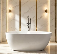 Baignoire ovale autoportante en acrylique blanc MC8010-8011 avec fonction de trempage profond écologique pour salles de bain de villas et d'hôtels