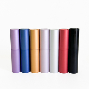 Miniature Hommes En Aluminium 8ml Rechargeable Atomiseur <span class=keywords><strong>Parfum</strong></span> Vaporisateur Métal Cylindre Noir Bouteille <span class=keywords><strong>De</strong></span> <span class=keywords><strong>Parfum</strong></span> 10 ml - Product Image 5