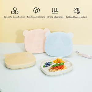 Plaque d'aspiration en silicone personnalisée pour enfants, 3 compartiments avec couvercle panda, vaisselle antidérapante pour bébé - Product Image 2