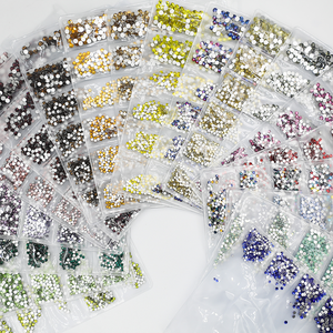 VC Strass en verre à dos plat en vrac en gros Non Hotfix Mix 6 tailles utilisées pour les accessoires de mode coque de téléphone ours en cristal - Product Image 1