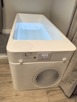 Bain de glace acrylique tout-en-un avec contrôle WiFi pour sports, pour intérieur et extérieur, avec refroidisseur d'eau intégré, pour fitness et thérapie