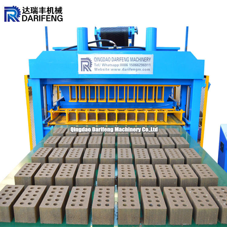 Automatic Interlocking Clay Brick Making Machine - 8 Holes Porous Brick ...