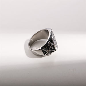 Bague de Fiançailles Homme en Acier Inoxydable Plaqué Or Rose, Style Rétro Gréco Athénien Classique, Sertissage Bezel Personnalisé, Vente en Gros - Product Image 5