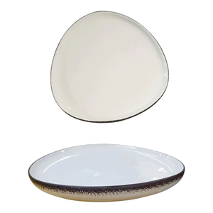 Piatto Piatto in Porcellana Bianca con Linee Ondulate 30X29CM - Product Image 1