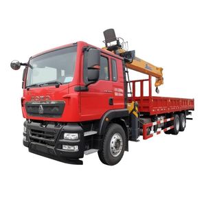 Grúa Móvil Montada en Camión Sinotruk 6x4 de 320HP, Marca Reconocida, para Construcción, Ingeniería y Elevación en Jardines - Product Image 1