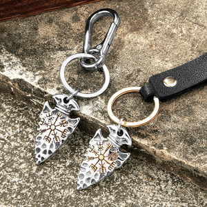 Porte-clés vintage flèche viking en acier inoxydable, pendentif rune, accessoire culturel unisexe, cadeau pour usage quotidien - Product Image 1