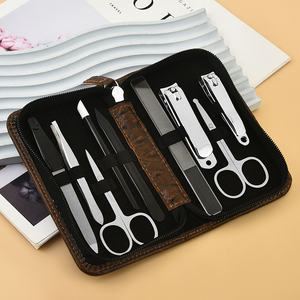Kit de manucure et pédicure professionnel 8 pièces de qualité supérieure de la marque allemande 3 Swords – Ciseaux et coupe-ongles 7-en-1 authentiques pour soins des ongles - Product Image 1