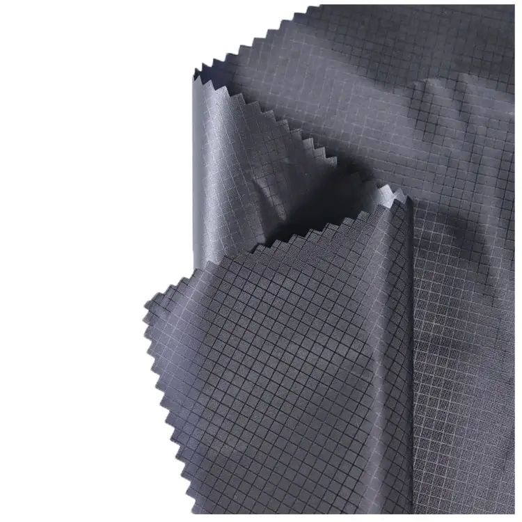 Venta caliente 30D Ripstop Nylon6.6 tela de nylon un lado recubierto de silicona utilizado para paracaídas parapente hamaca