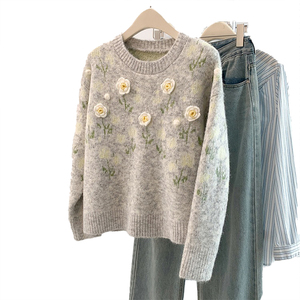 New Style Autumn Winter Heavy Industry Flower Women's Knit <b>Cardigan</b> Fashion Women Sweet Sweater Women <b>Coat</b> Top - Product Image 3