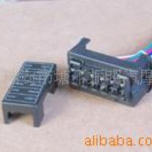 Conector Automotriz Olt de Plástico Gris Universal para Arnés de Cableado de Automóvil, Modelo Olt 001002003004005 - Product Image 5
