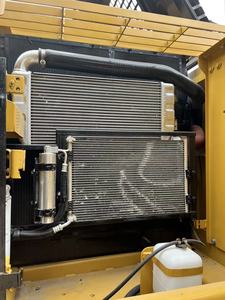 รถขุดตีนตะขาบ Caterpillar รุ่น 323D2L มือสอง น้ำหนัก 23 ตัน บุ้งกี๋ 1.4 เมตร เครื่องยนต์เดิม ขาย - Product Image 4