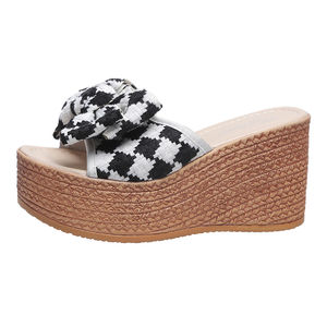 Summer Korean High Heels <b>Flower</b> Slippers <b>Sweet</b> Slope Heel Fashion Women's Drag Thick Bottom Open Toe Cool Slippers - Product Image 6