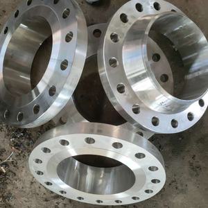 Flanges de tuyauterie en acier inoxydable ASME Sa 182 316L, ANSI AMSE B16.5, sur mesure, 1/2 po à 60 po, 150 # -2500 #   Surface polie certifiée ISO 9001 - Product Image 1