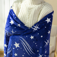 Selimut Tempat Tidur Rajutan Fleece Poliester 100% Berkualitas Tinggi dengan Cetakan Langit Berbintang, Ramah Kulit, Gaya Polos, Warna Kustom, Musim Dingin.