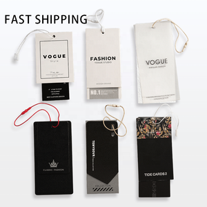 ป้ายแขวนเสื้อผ้า กระเป๋า และรองเท้า แบบกำหนดเอง พิมพ์โลโก้ ชื่อ ราคาประหยัด เป็นมิตรกับสิ่งแวดล้อม พร้อมเชือก - Product Image 1