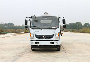 Camion d'aspiration des eaux usées Dongfeng Huashen T1 à bas prix, 4x2 9000L, camion fiable <span class=keywords><strong>pour</strong></span> le vidage des fosses septiques - Product Image 4