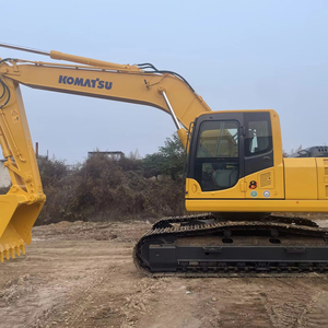 รถขุดตีนตะขาบ Komatsu PC220-7 & PC220-8N1 มือสองคุณภาพสูง ขนาด 22 ตัน พร้อมเครื่องยนต์และอุปกรณ์เสริมสำหรับขาย - Product Image 1