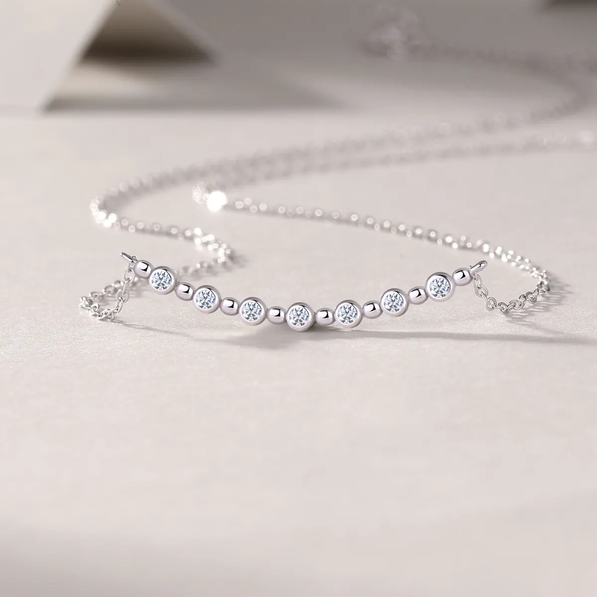 Đồ trang sức mỹ kim cương moissanite Vòng cổ mặt dây chuyền vàng trắng mạ 925 bạc Sterling chuỗi cho phụ nữ