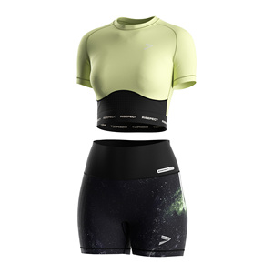 Ensembles de course pour femmes à séchage rapide de qualité supérieure, ajustés et antichoc pour l'entraînement hybride - Product Image 1