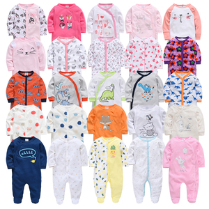 Mono de Bebé Unisex de Manga Larga con Estampado Lindo y Etiqueta Personalizada, 100% Algodón, para Invierno, Venta al Por Mayor - Product Image 1