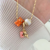 TK-B644 Collier avec pendentif ours orange en émail mignon, chaîne à perles dorées, pendentifs poupée garçon, cadenas d'amour, baseball, sirène, bijoux pour femmes et filles