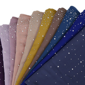 Nouveau Maillot Hijab en Chiffon Monochrome de Haute Qualité Grossiste de Chiffon Bulle Hijab en Coton Instantané Femme Musulmane en Jersey Côtelé - Product Image 6