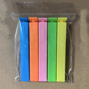 Paquete de <span class=keywords><strong>5</strong></span> Clips de Sellado de Bolsas de Plástico de 4.2 Pulgadas, Diseño Curvo, para Alimentos, Cocina y Hogar - Product Image 6