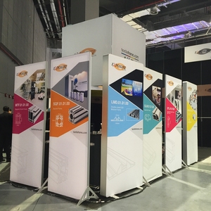 Dấu Hiệu Lightbox Căng Thẳng Vải Quần Áo Nhôm 40X60 Một Loại Quảng Cáo Hộp Đèn Tam Giác Cơ Sở - Product Image 1