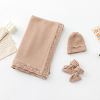 Conjunto de Manta, Gorro y Calcetines de Algodón para Bebé, Tejido Ligero, Portátil, de Alta Calidad, Moderno, Cálido, Suave y Cómodo para Recién Nacidos
