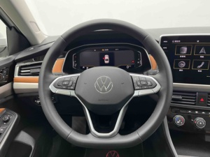Volkswagen Bora 2022 200TSI DSG Edición Conducción Inteligente PRO, Volante a la Izquierda, Gasolina, Sedán Usado - Product Image 2