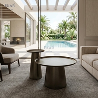 Ensemble de tables basses rondes modernes en métal, base conique bronze antique, tables d'appoint gigognes pour salon