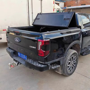 Couverture de benne rigide pliable en trois parties en alliage d'aluminium avec verrouillage manuel pour GMC Sierra/Chevy Silverado 1500 NP300 2018-2024 - Product Image 1